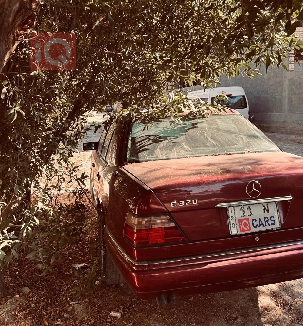 مرسيدس بنز E-Class